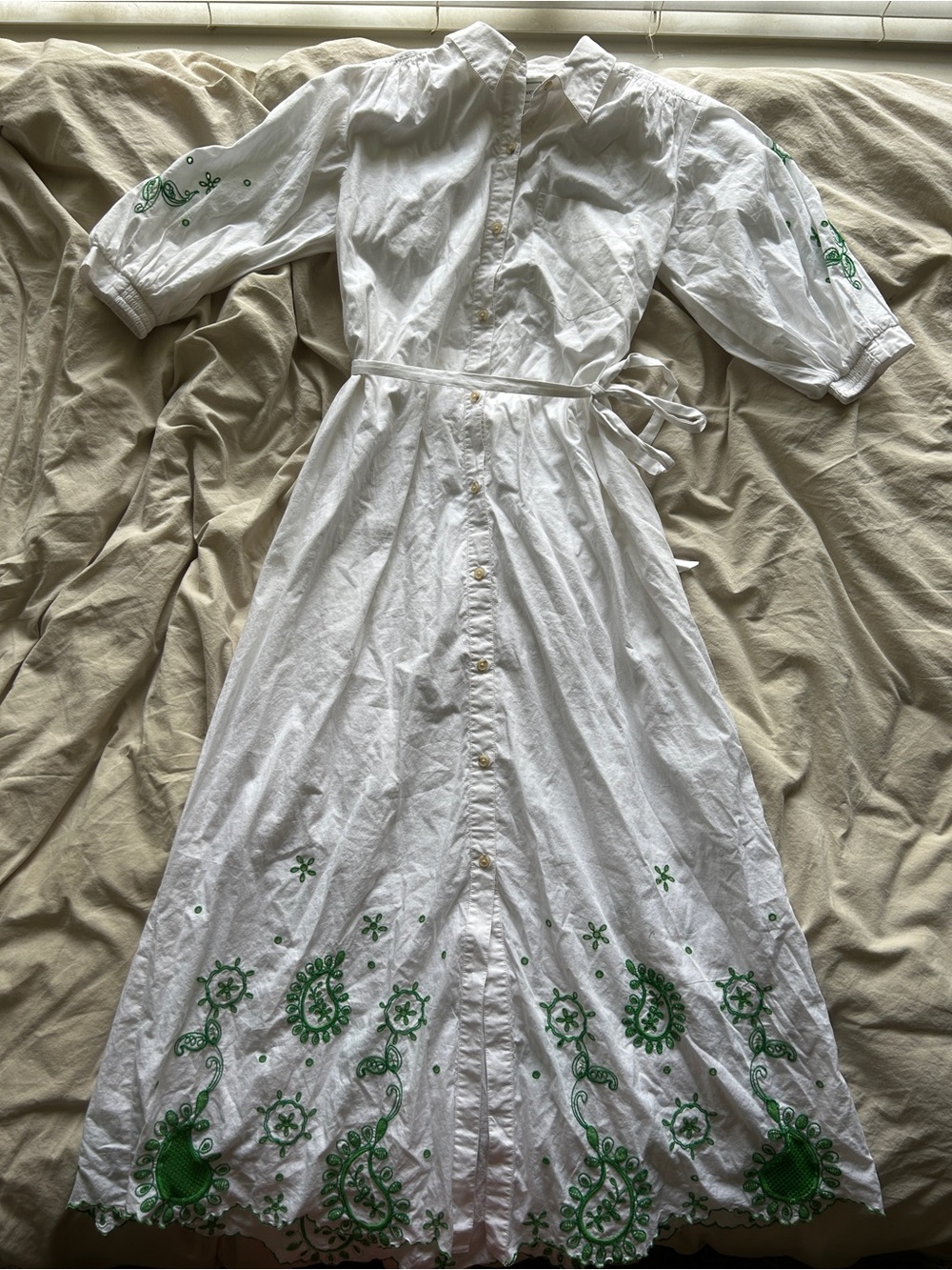 Maeve White Maxi Button-Front Dress with Green Embroidered Paisley Small